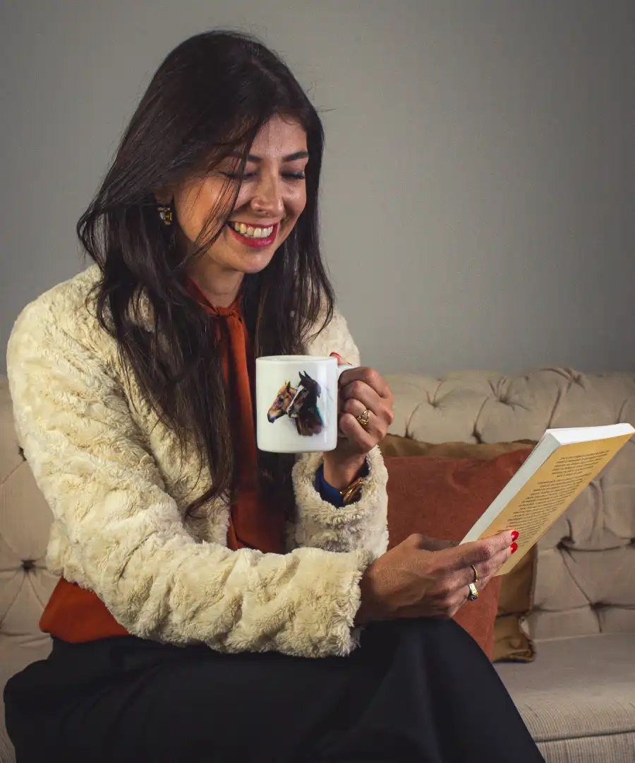 Vanessa Castro, psicóloga e neuropsicóloga que conduz a formação Neurodivergência Sem Caos